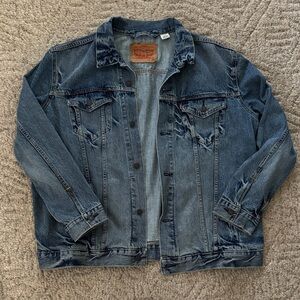 Levi's NEW Classic Blue Denim Jacket